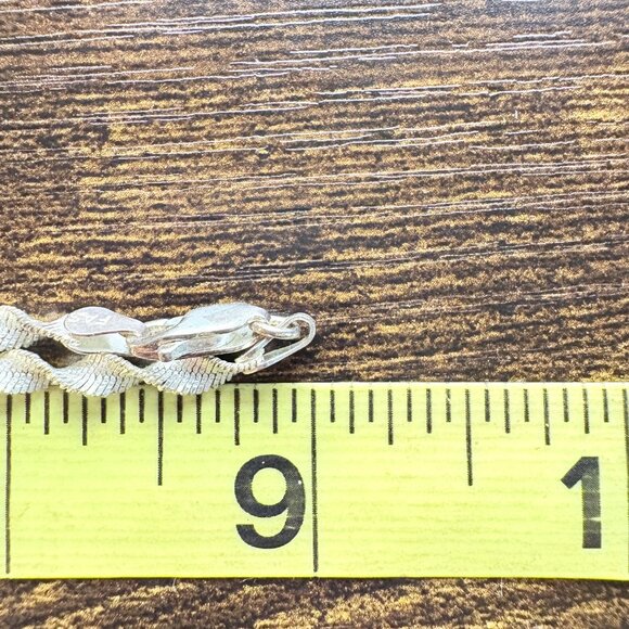VTG Sterling Silver 925 Twisted Herringbone Chain Necklace Size 18" Length - Picture 9 of 11